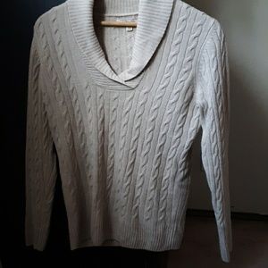 Tan pullover sweater with cute collar